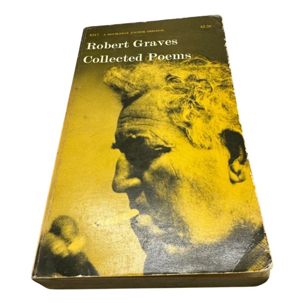 Robert Graves Collected Poems signed 1966 Anchor paperback Books English READ